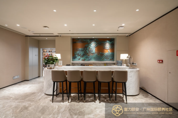 一碗汤的距离有多远？广州富力颐安给出亲情养老最优解